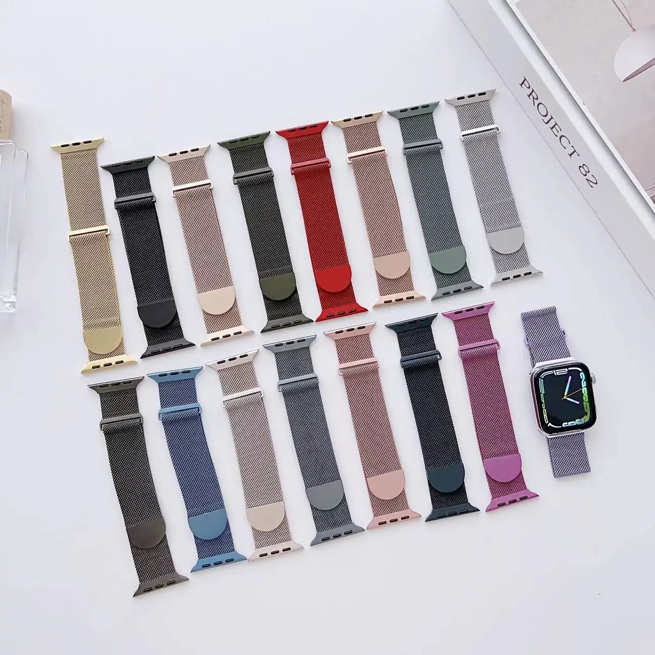 Milanese Metal Strap For Apple - Milanese Loop Magnetic のレビューと価格