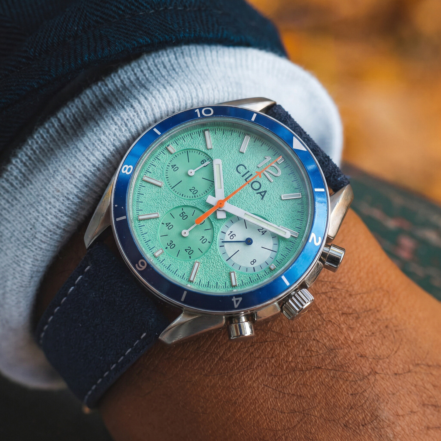 CILOA Men's Chronograph Watch  - Suede Strap Watch のレビューと価格