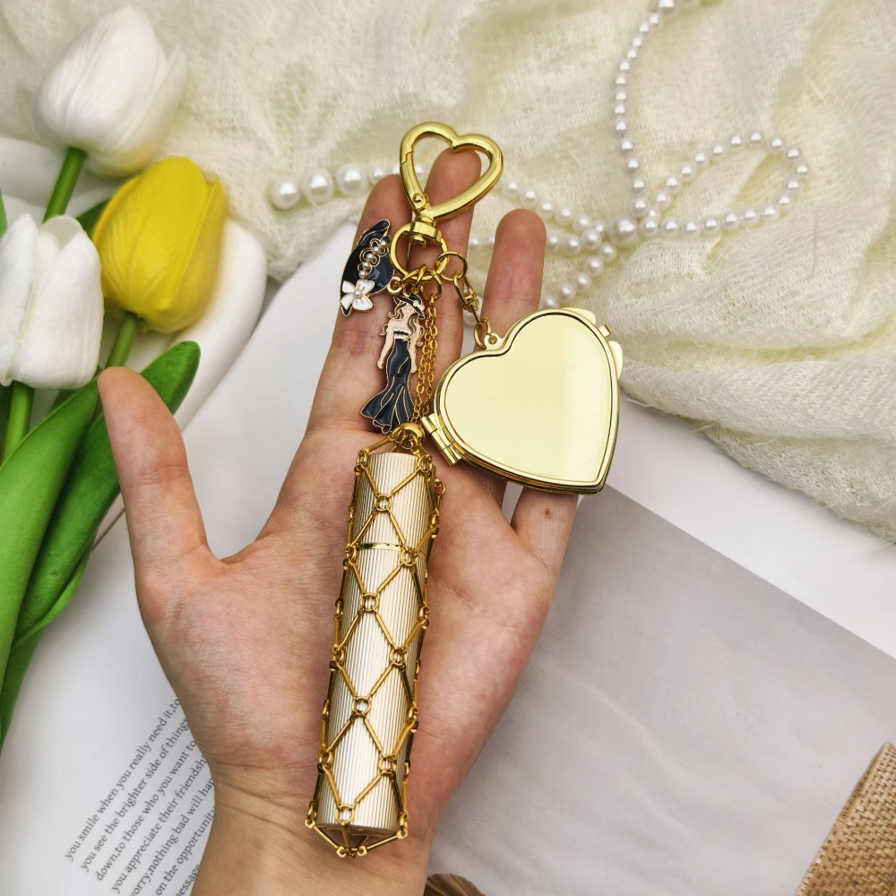 Fashionable Lipstick Storage K - Mesh Strap Metal のレビューと価格